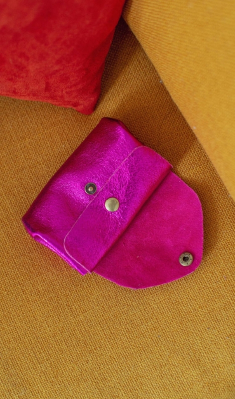 4903 fuchsia metal