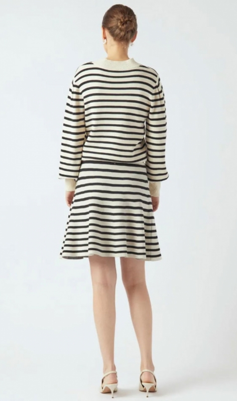 26030697 birch black str