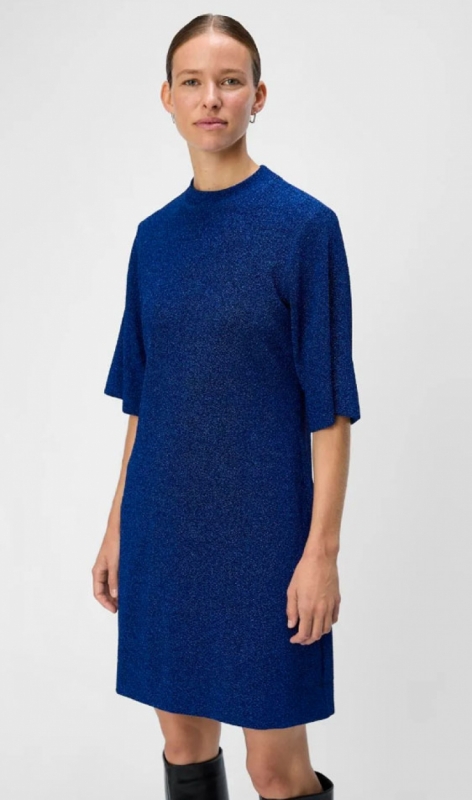 23045327 lapis blue