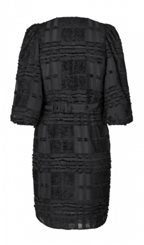 61028823 black
