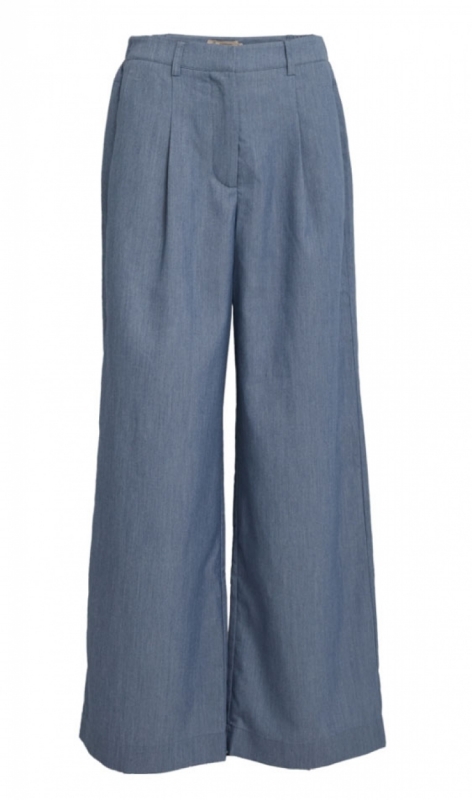 PC8179 allure blue mel