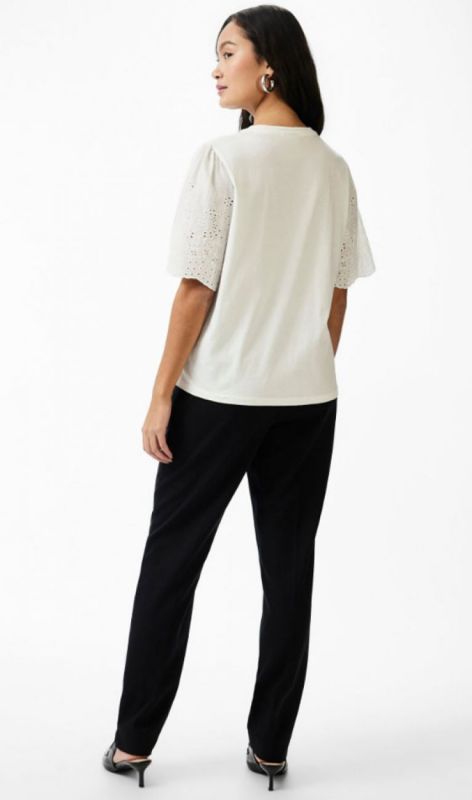 26033890 star white