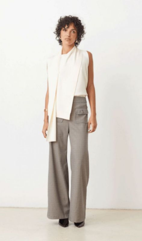 H25C04173 beige