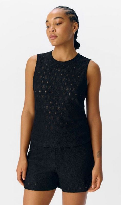 23046490 black