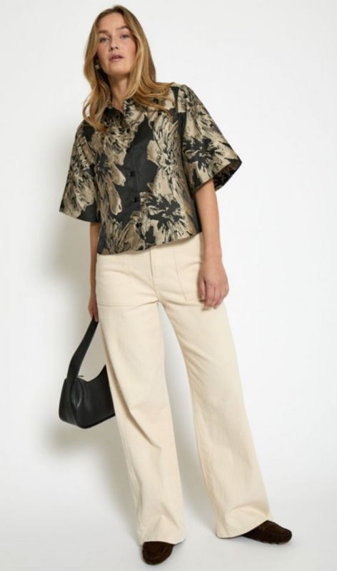 PC8383 black jacquard
