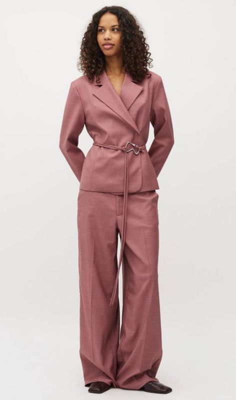 62540509 rose brown mel