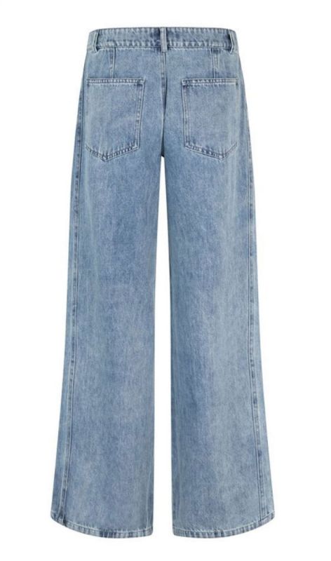 62420478 blue soft wash