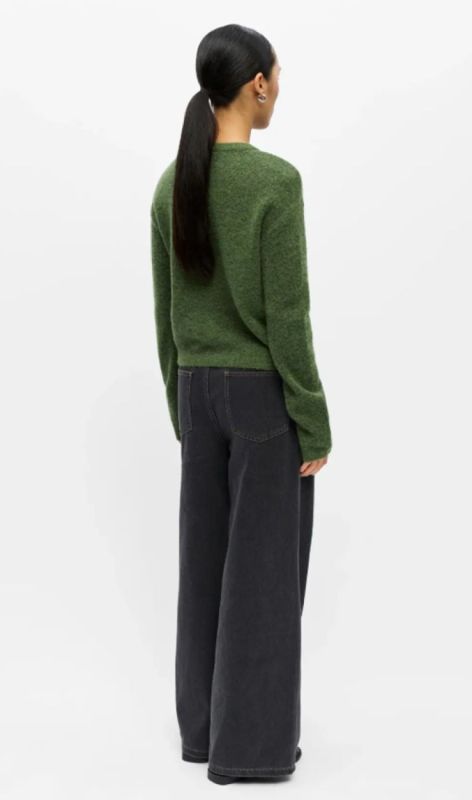 23048120 bronze green me