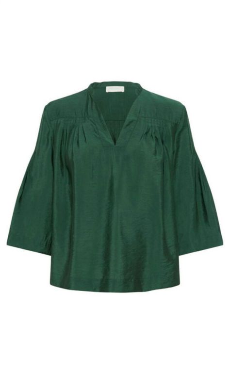 30408898 trekking green