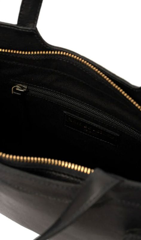 6524 black