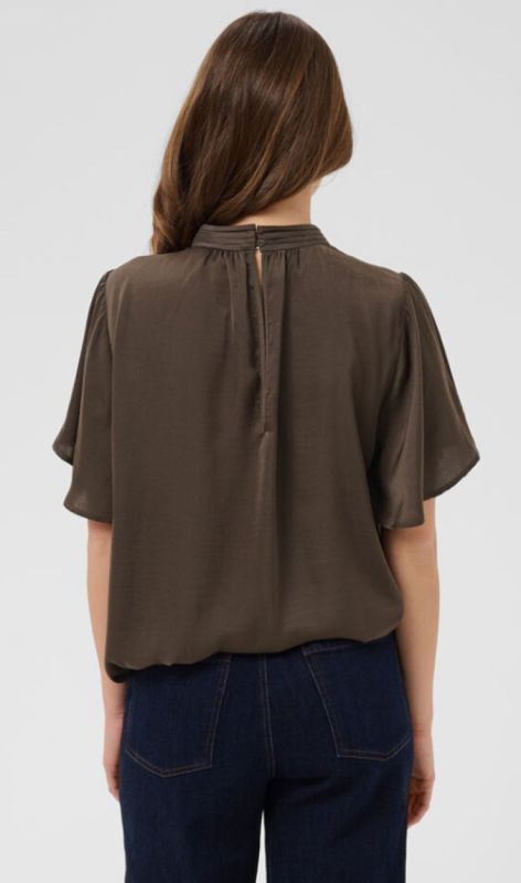 30514797 chocolate brown