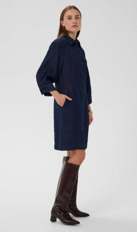 30409131 dark blue den
