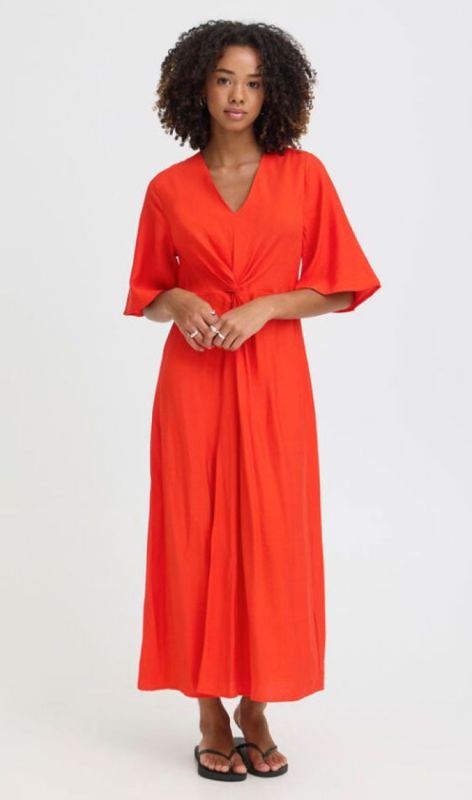 20125510 fiery red