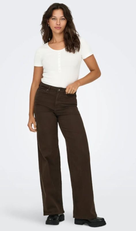 15371660 dark brown den