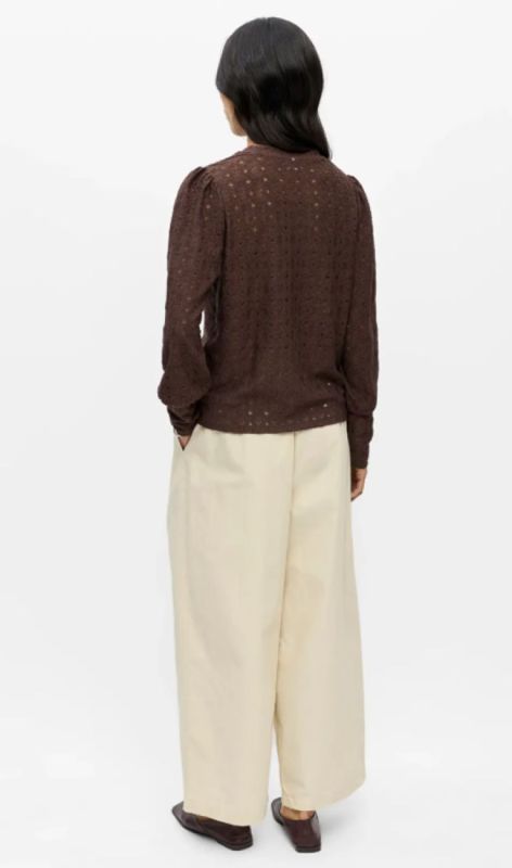 23046626 seal brown
