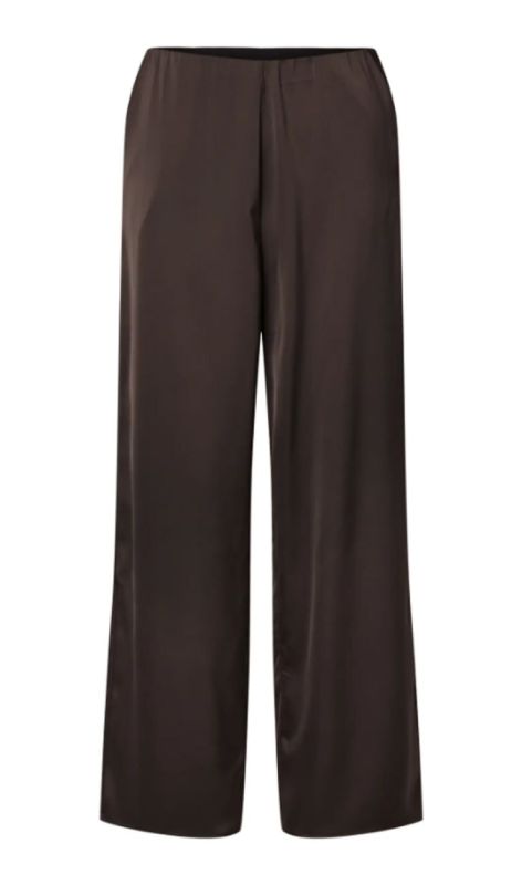 26041054 chocolate brown