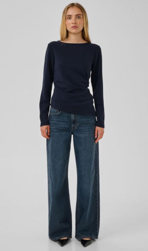 10705662 dark sapph blue