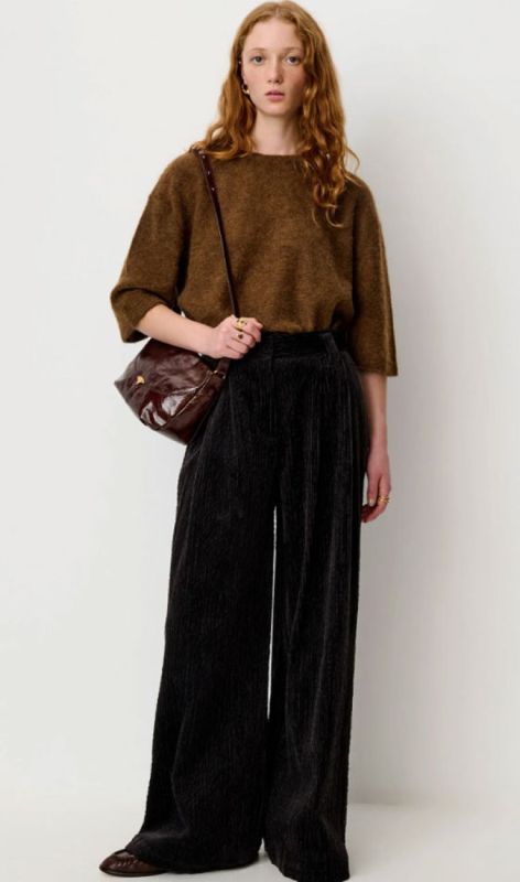 24609005 tiger eye