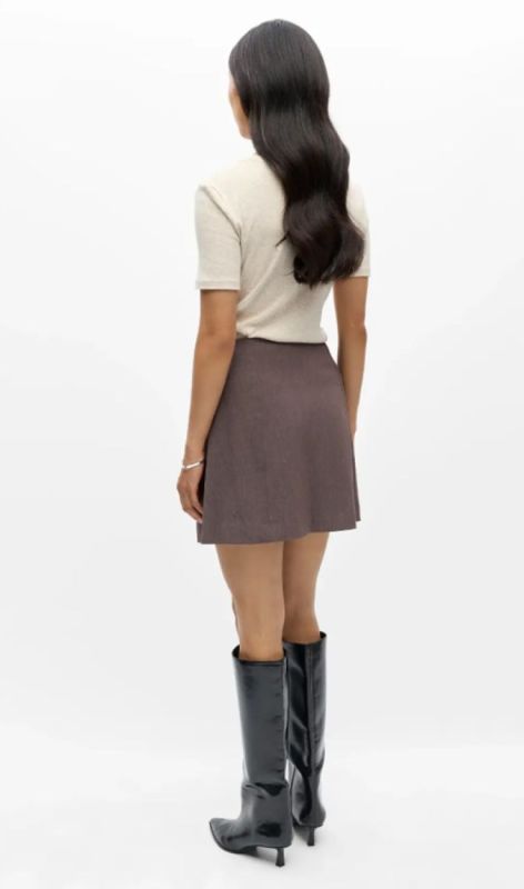 23049949 seal brown mel
