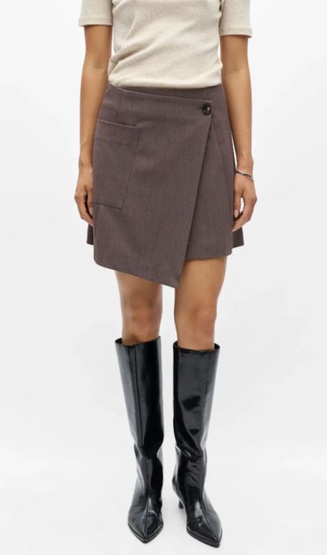 23049949 seal brown mel