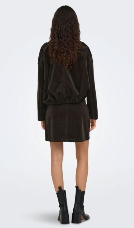 15382096 chocolate brown