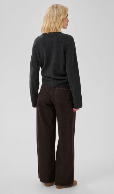 10705735 dark brown
