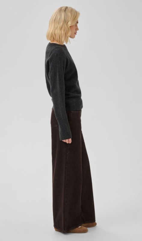 10705735 dark brown