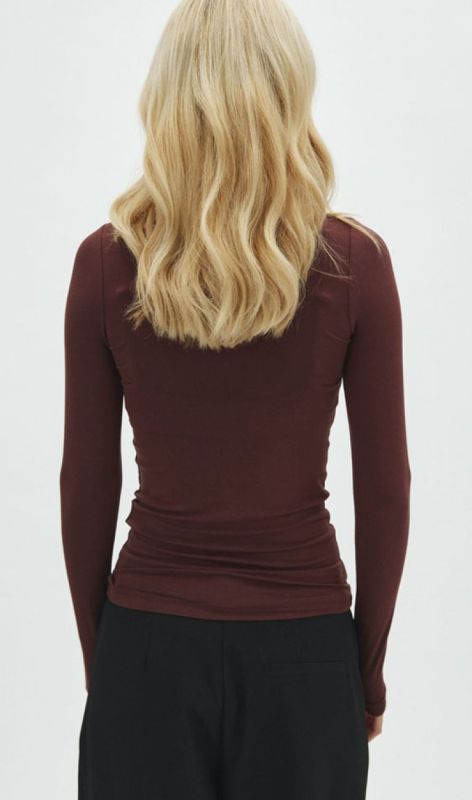 11221386 maroon noir