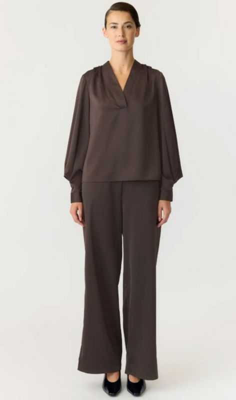 26042009 chocolate brown