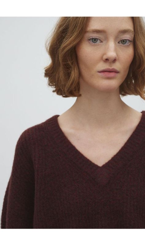 50521466 deep maroon mix