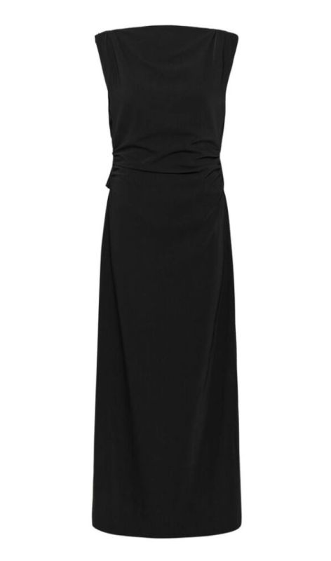 10705777 black