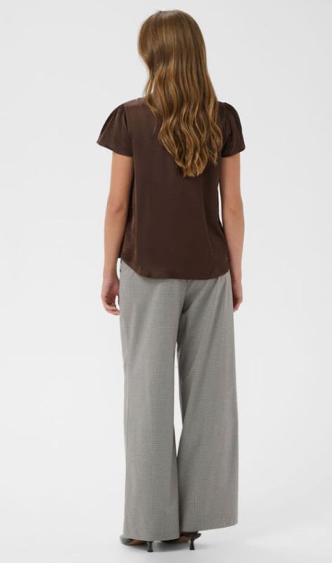 30516022 chocolate brown
